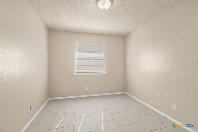 2302 Silverhill Drive, Killeen, TX 76543