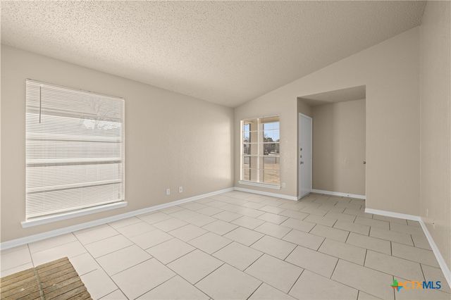 2302 Silverhill Drive, Killeen, TX 76543