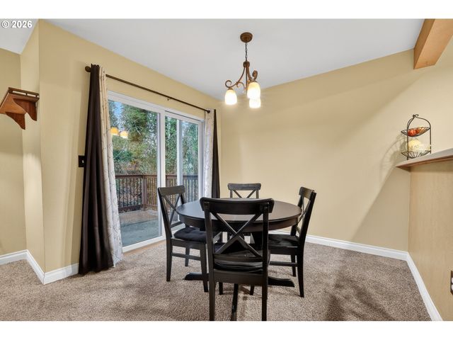 7169 Sw SAGERT St 107, Tualatin, OR 97062