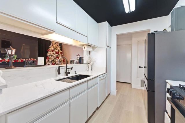 2422 N Main Street F, Salinas, CA 93906