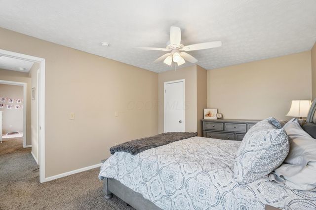 27 1st Street SW, Pataskala, OH 43062