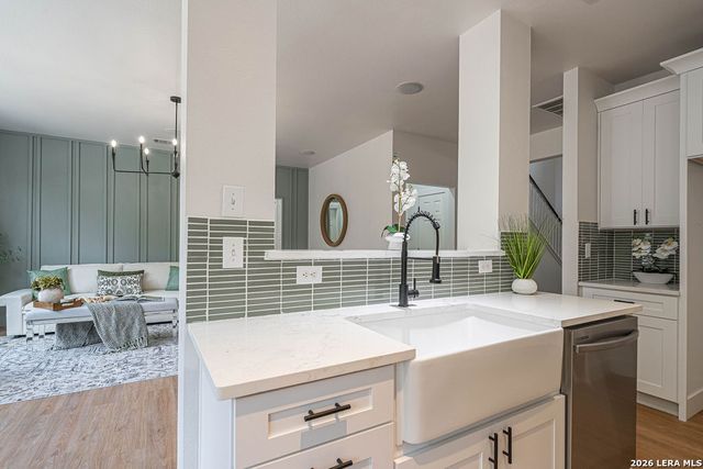 122 CARMEL DR, Cibolo, TX 78108
