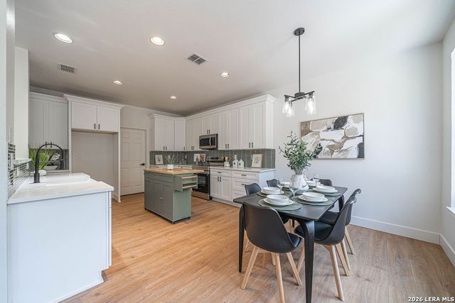 122 CARMEL DR, Cibolo, TX 78108