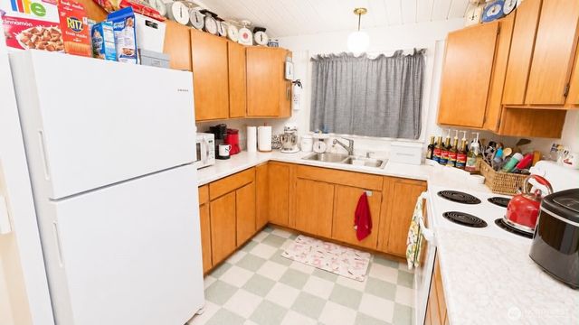 80 E Country Club Drive E, Union, WA 98592