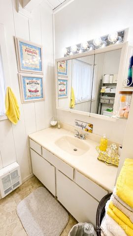 80 E Country Club Drive E, Union, WA 98592