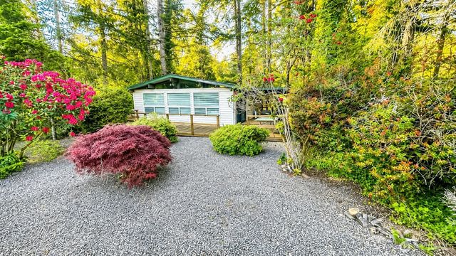 80 E Country Club Drive E, Union, WA 98592