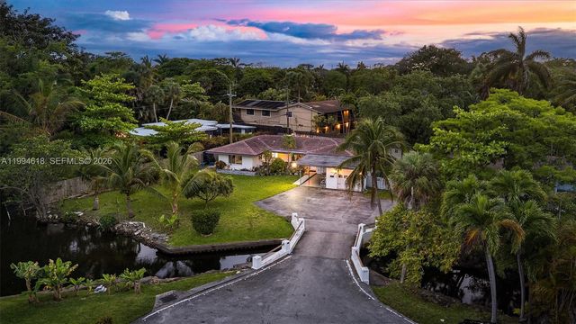 200 NW 33rd St, Oakland Park, FL 33309