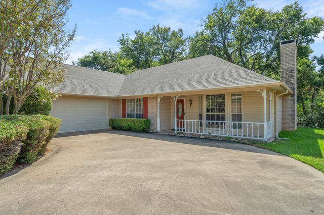 329 Jamie Way, Greenville, TX 75402