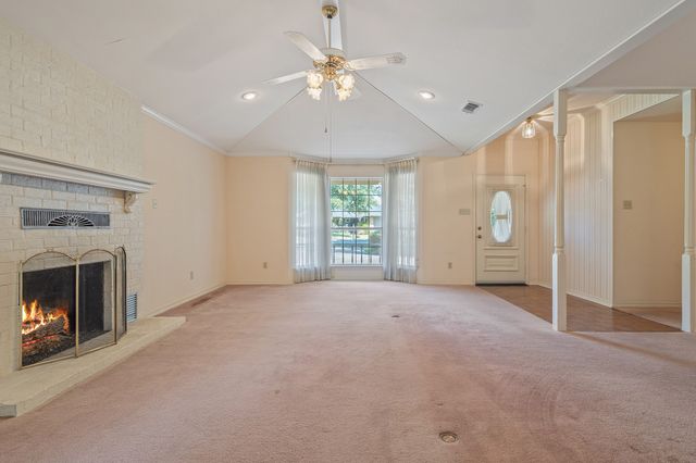329 Jamie Way, Greenville, TX 75402