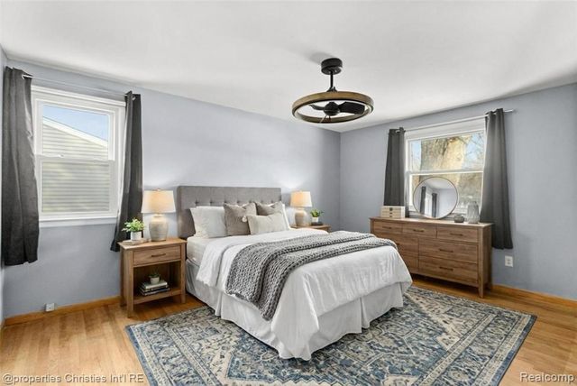 615 W 13 Mile Road, Royal Oak, MI 48073