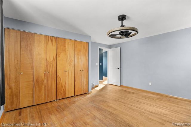 615 W 13 Mile Road, Royal Oak, MI 48073