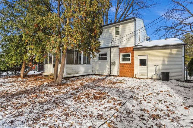 615 W 13 Mile Road, Royal Oak, MI 48073