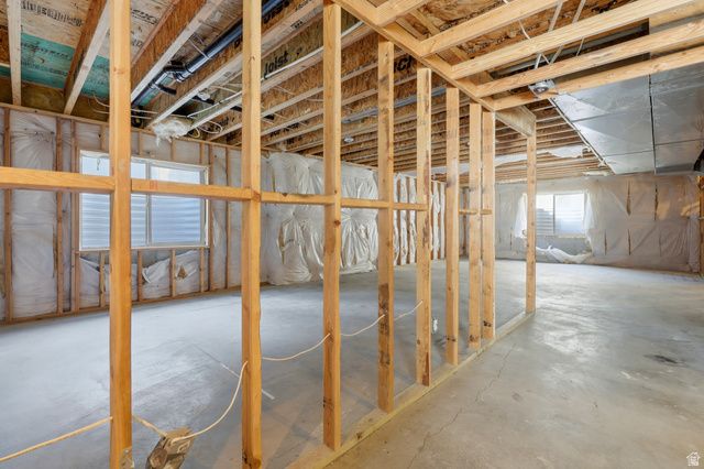 2309 S 2040 W, Woods Cross, UT 84087