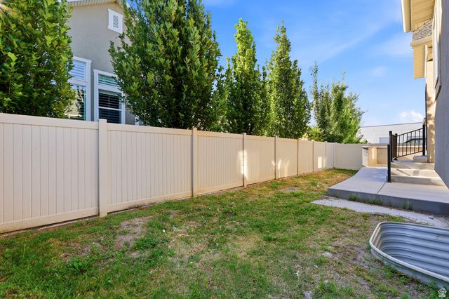 2309 S 2040 W, Woods Cross, UT 84087