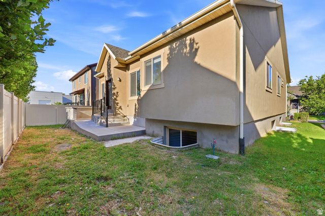 2309 S 2040 W, Woods Cross, UT 84087