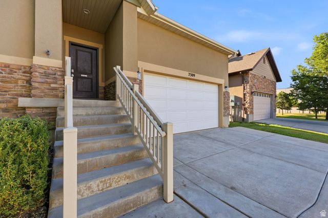 2309 S 2040 W, Woods Cross, UT 84087