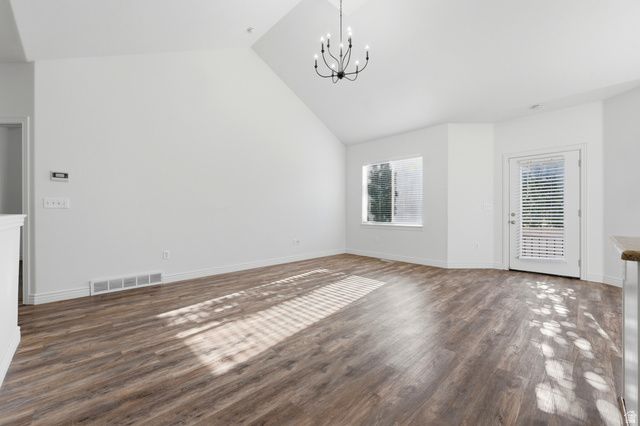 2309 S 2040 W, Woods Cross, UT 84087