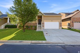 2309 S 2040 W, Woods Cross, UT 84087