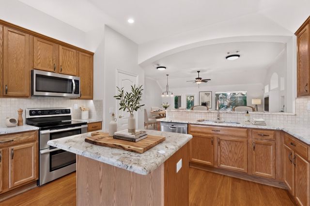 9516 Grandview Drive, Denton, TX 76207