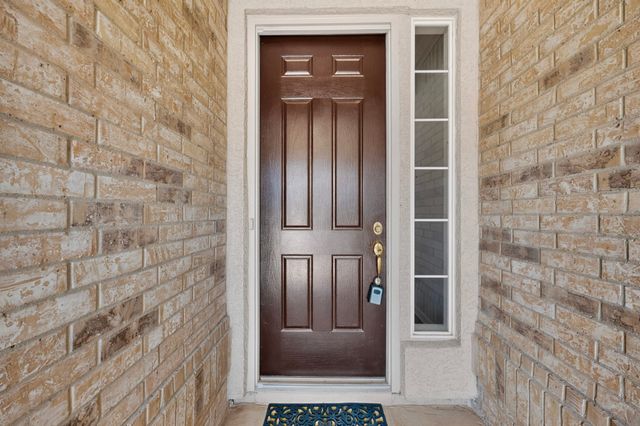 9516 Grandview Drive, Denton, TX 76207
