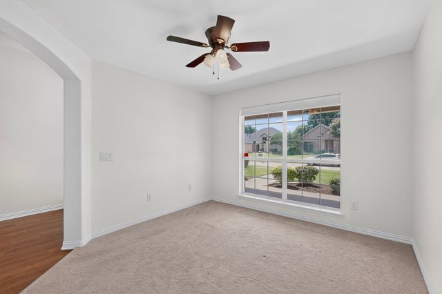 9516 Grandview Drive, Denton, TX 76207