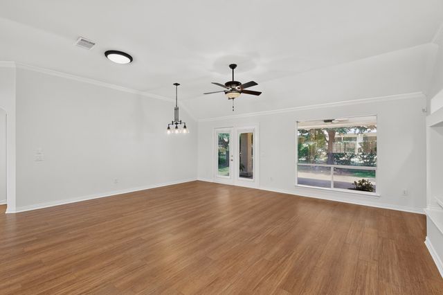 9516 Grandview Drive, Denton, TX 76207
