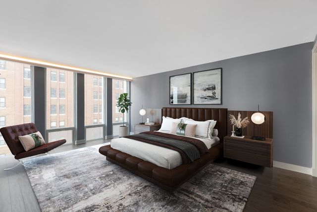 200 E DELAWARE Place 13D, Chicago, IL 60611