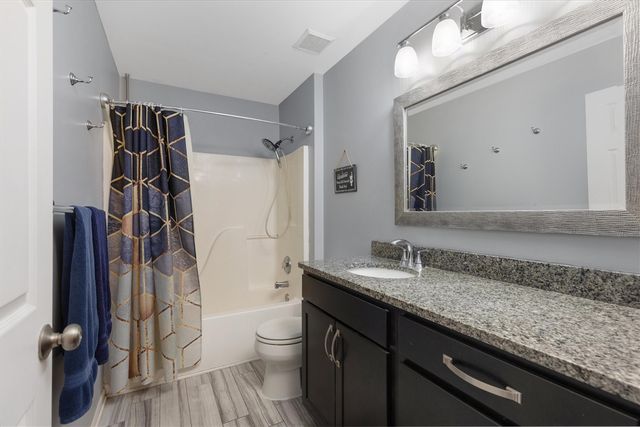7641 Turrillium Lane, Waterford, MI 48327