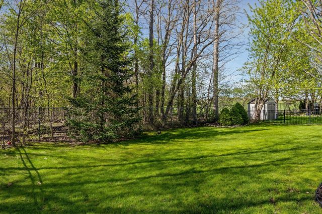 7641 Turrillium Lane, Waterford, MI 48327
