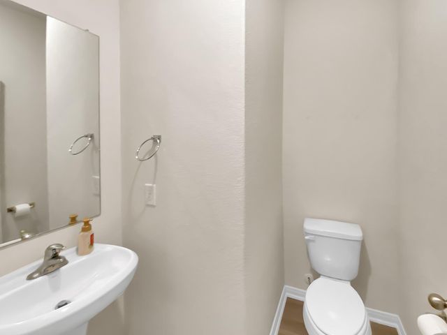 10607 Lost Maples Drive, Cleveland, TX 77328