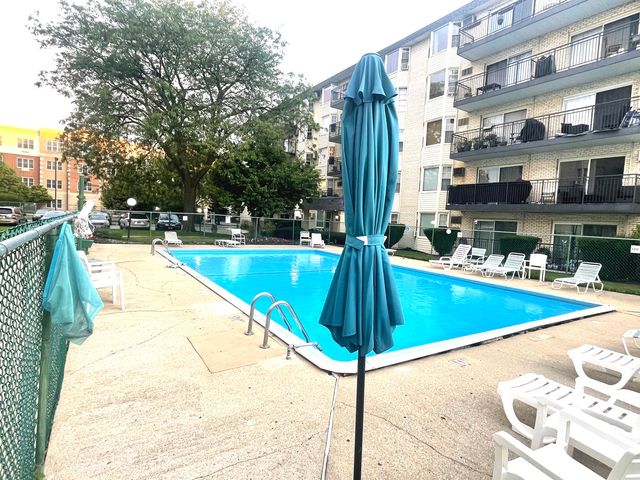 5506 Lincoln Avenue A511, Morton Grove, IL 60053