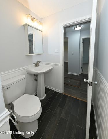 3907 Peachtree Ave, Louisville, KY 40215