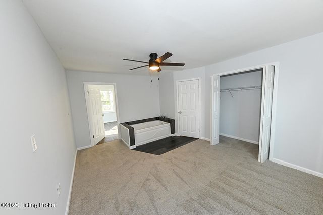 3907 Peachtree Ave, Louisville, KY 40215