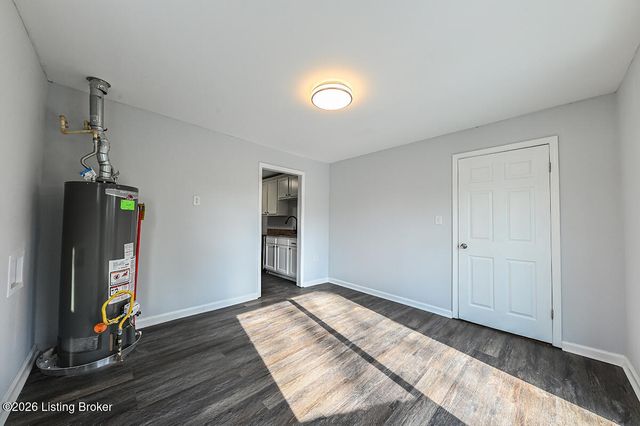 3907 Peachtree Ave, Louisville, KY 40215