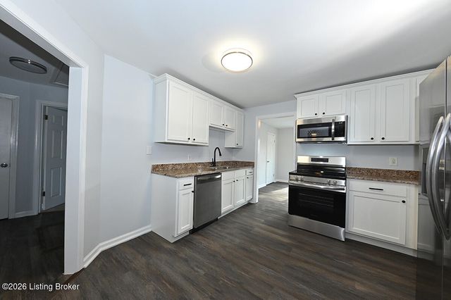 3907 Peachtree Ave, Louisville, KY 40215