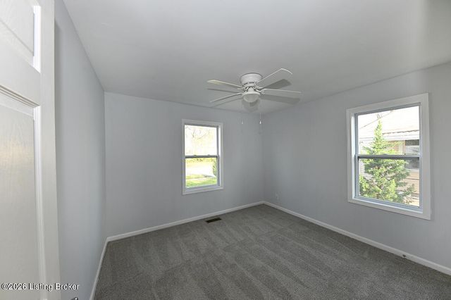 3907 Peachtree Ave, Louisville, KY 40215