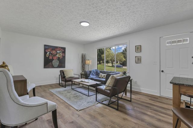 2281 Hawk Street, Lancaster, OH 43130