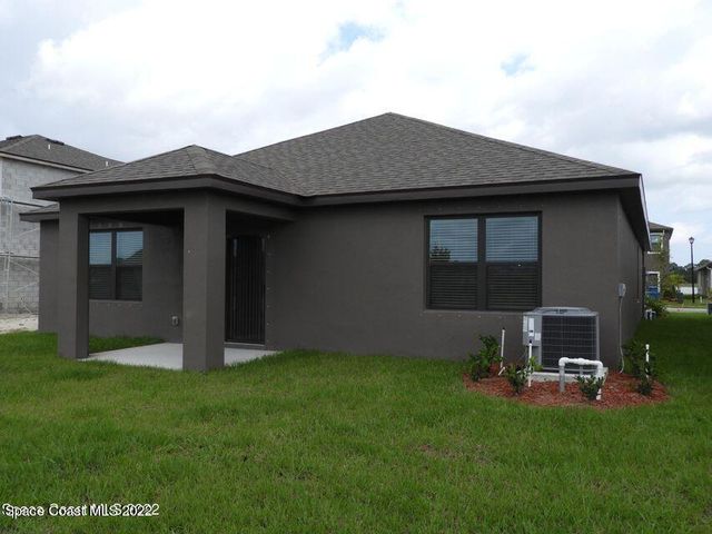 2034 Capital Drive SE, Palm Bay, FL 32909