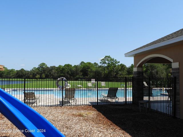 2034 Capital Drive SE, Palm Bay, FL 32909