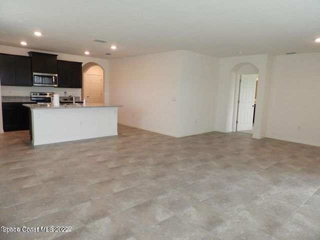 2034 Capital Drive SE, Palm Bay, FL 32909