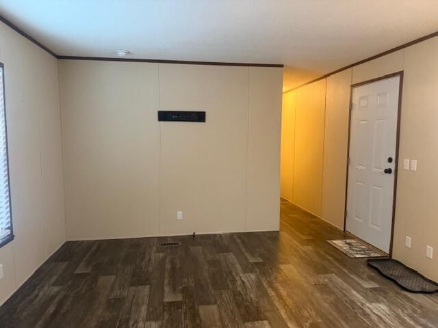 104 Robinhood Drive, Fremont, MI 49412