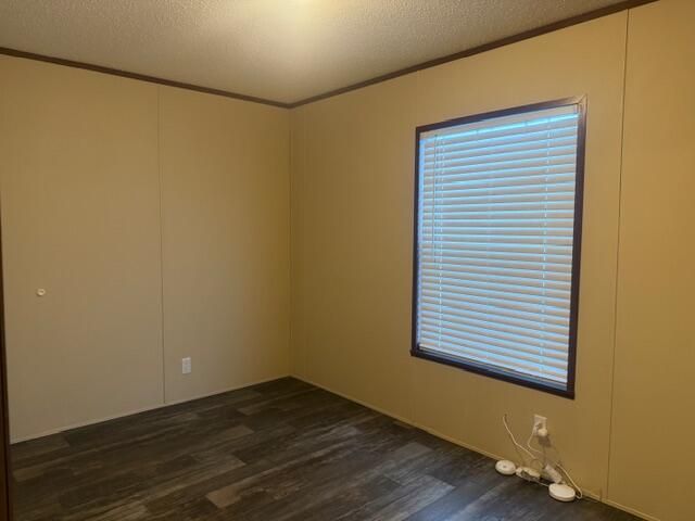 104 Robinhood Drive, Fremont, MI 49412