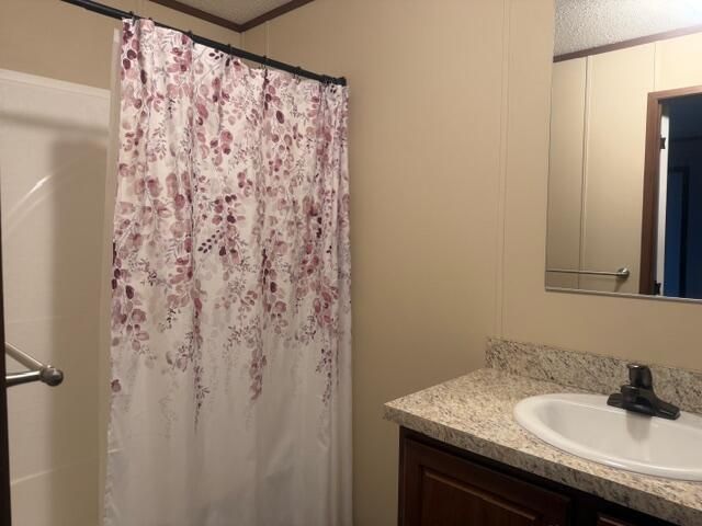 104 Robinhood Drive, Fremont, MI 49412