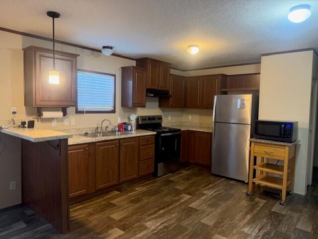 104 Robinhood Drive, Fremont, MI 49412