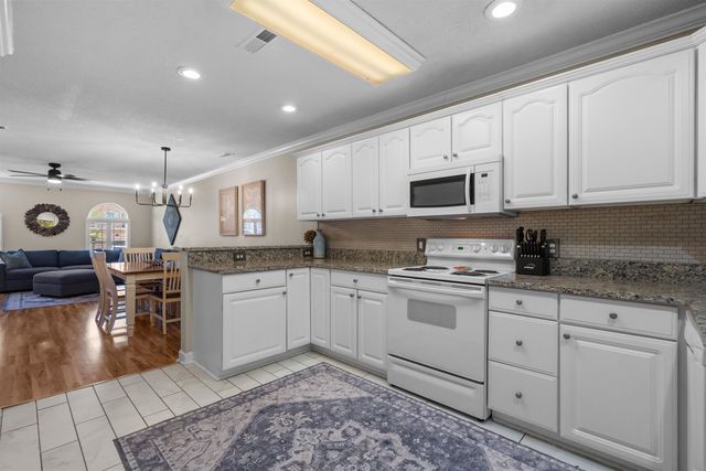 1418 Cane St Apt 4, North Myrtle Beach, SC 29582