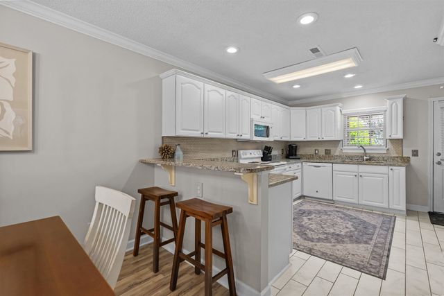 1418 Cane St Apt 4, North Myrtle Beach, SC 29582