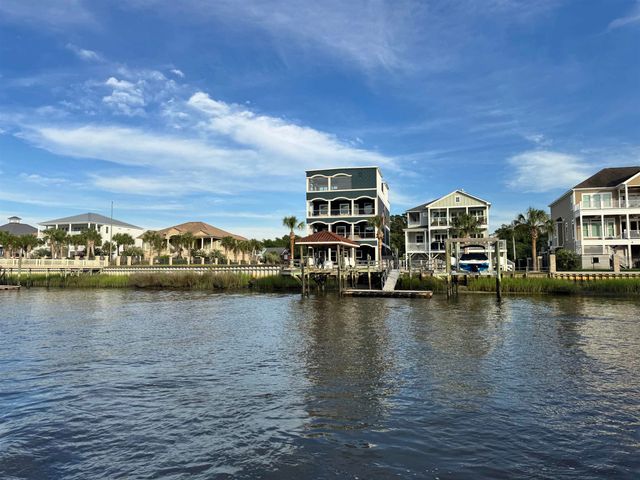 1418 Cane St Apt 4, North Myrtle Beach, SC 29582