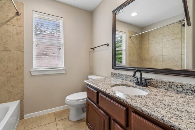 15 Verdin Place, The Woodlands, TX 77389