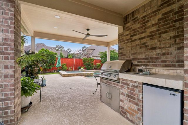 15 Verdin Place, The Woodlands, TX 77389