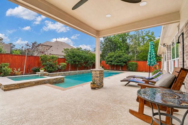 15 Verdin Place, The Woodlands, TX 77389